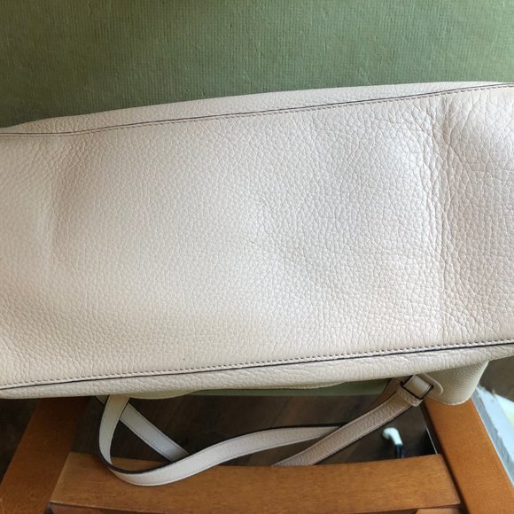 Tori Burch Thea Center Zip Pebbled Leather Tote - Picture 3 of 6